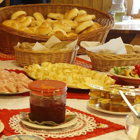 Hotel Maxov 3*
