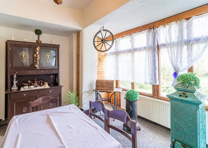 Maxov Hotell Josefŭv Dŭl